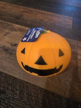 Toymendous Jumbo Squishy Jack-O-Lantern Pumpkin Halloween Stress Ball NWT